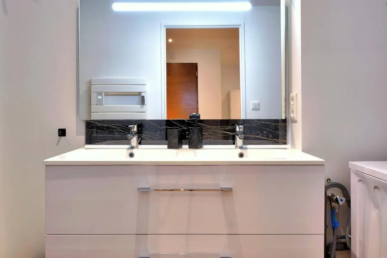 Le Contemporain Apartment Saint-Laurent-sur-Saone
